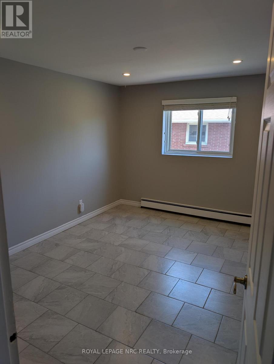 3 - 15 Bolton Avenue, Thorold, Ontario  L2V 3H5 - Photo 9 - X13575324
