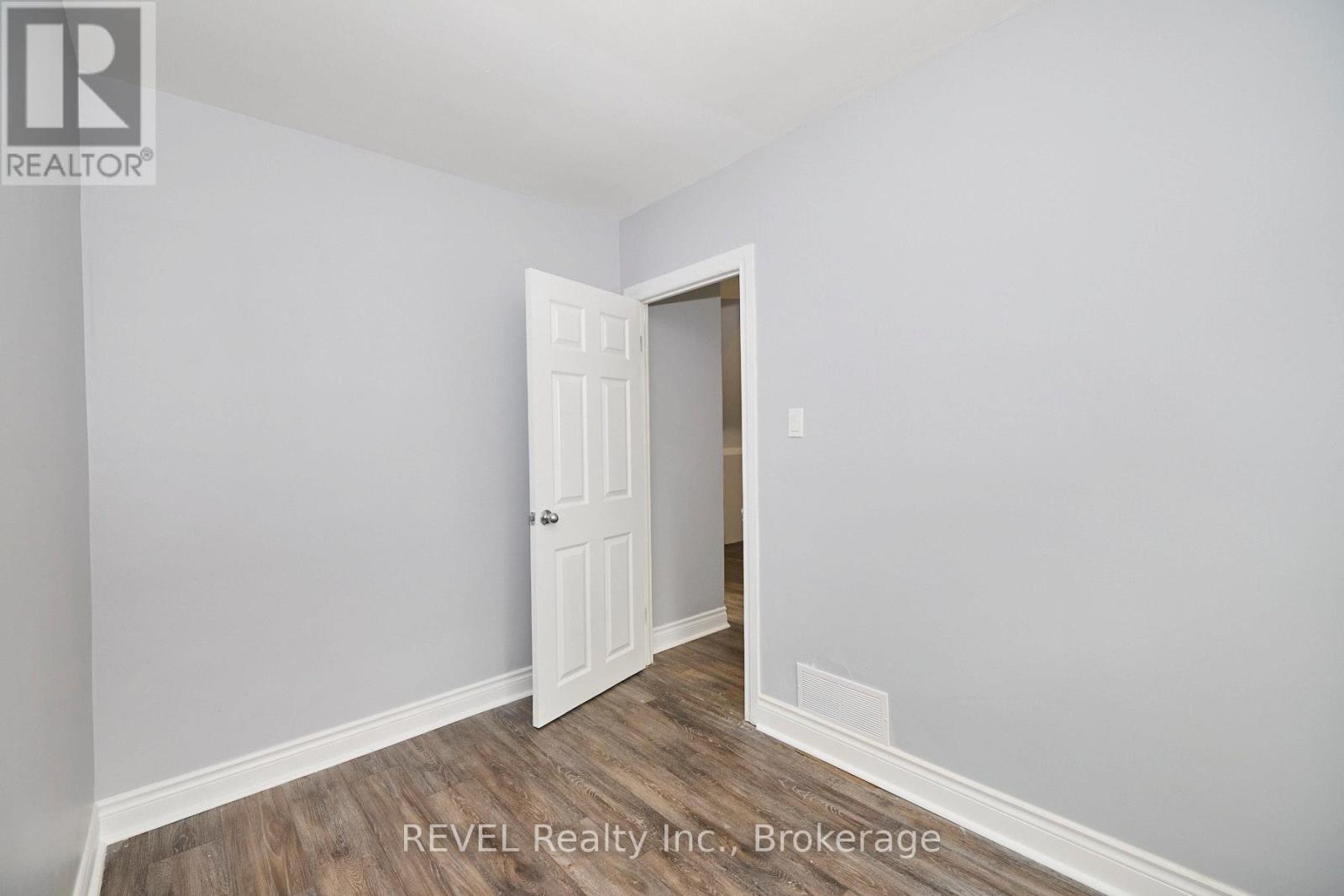 43 Cosby Avenue, St. Catharines, Ontario  L2M 5R7 - Photo 17 - X13575464