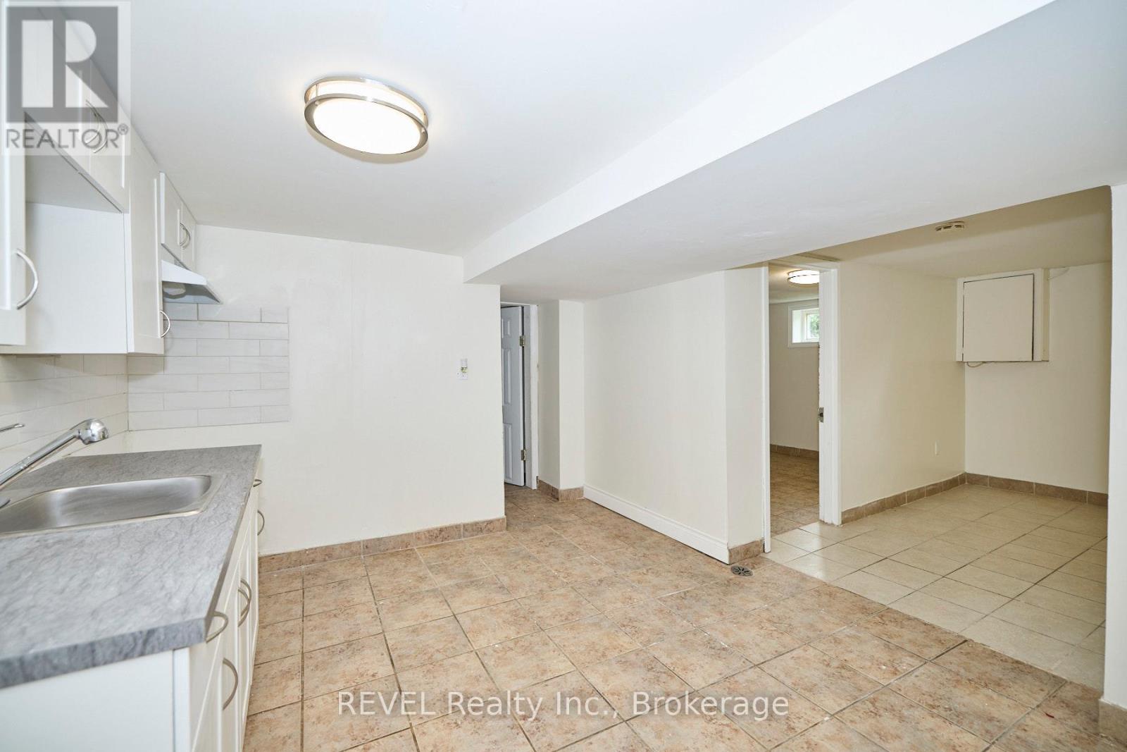 43 Cosby Avenue, St. Catharines, Ontario  L2M 5R7 - Photo 19 - X13575464
