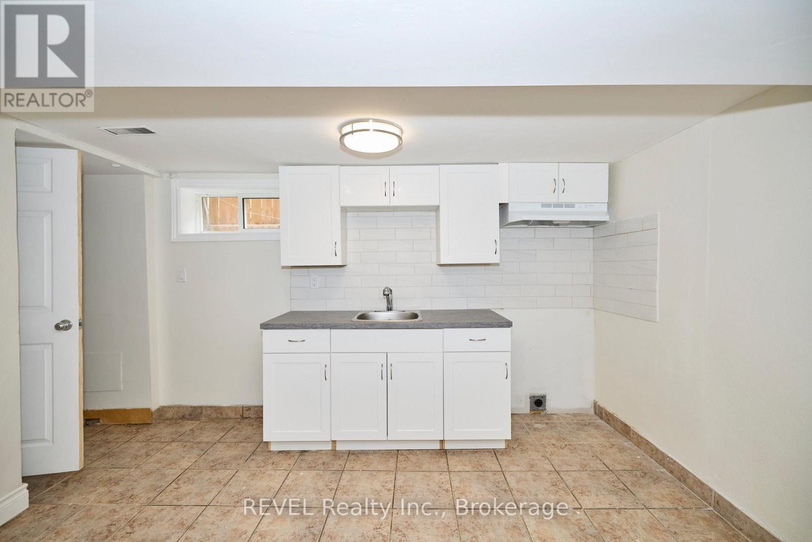 43 Cosby Avenue, St. Catharines, Ontario  L2M 5R7 - Photo 20 - X13575464