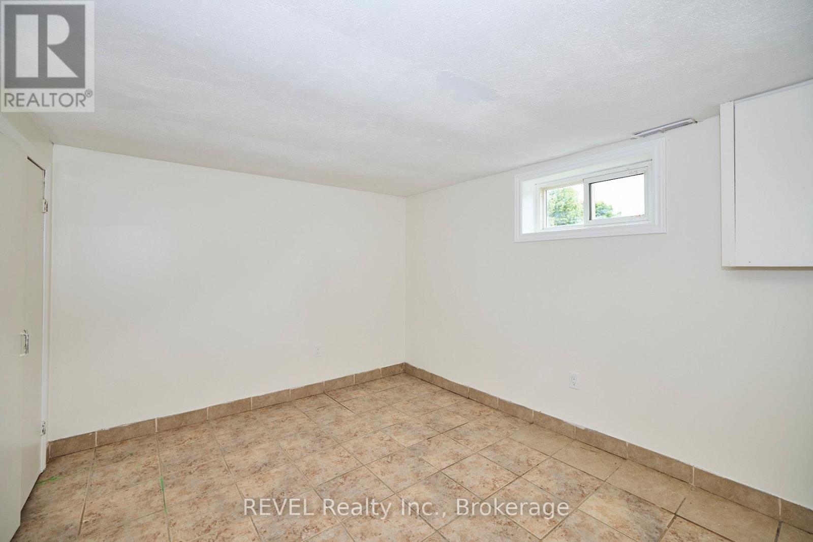 43 Cosby Avenue, St. Catharines, Ontario  L2M 5R7 - Photo 23 - X13575464