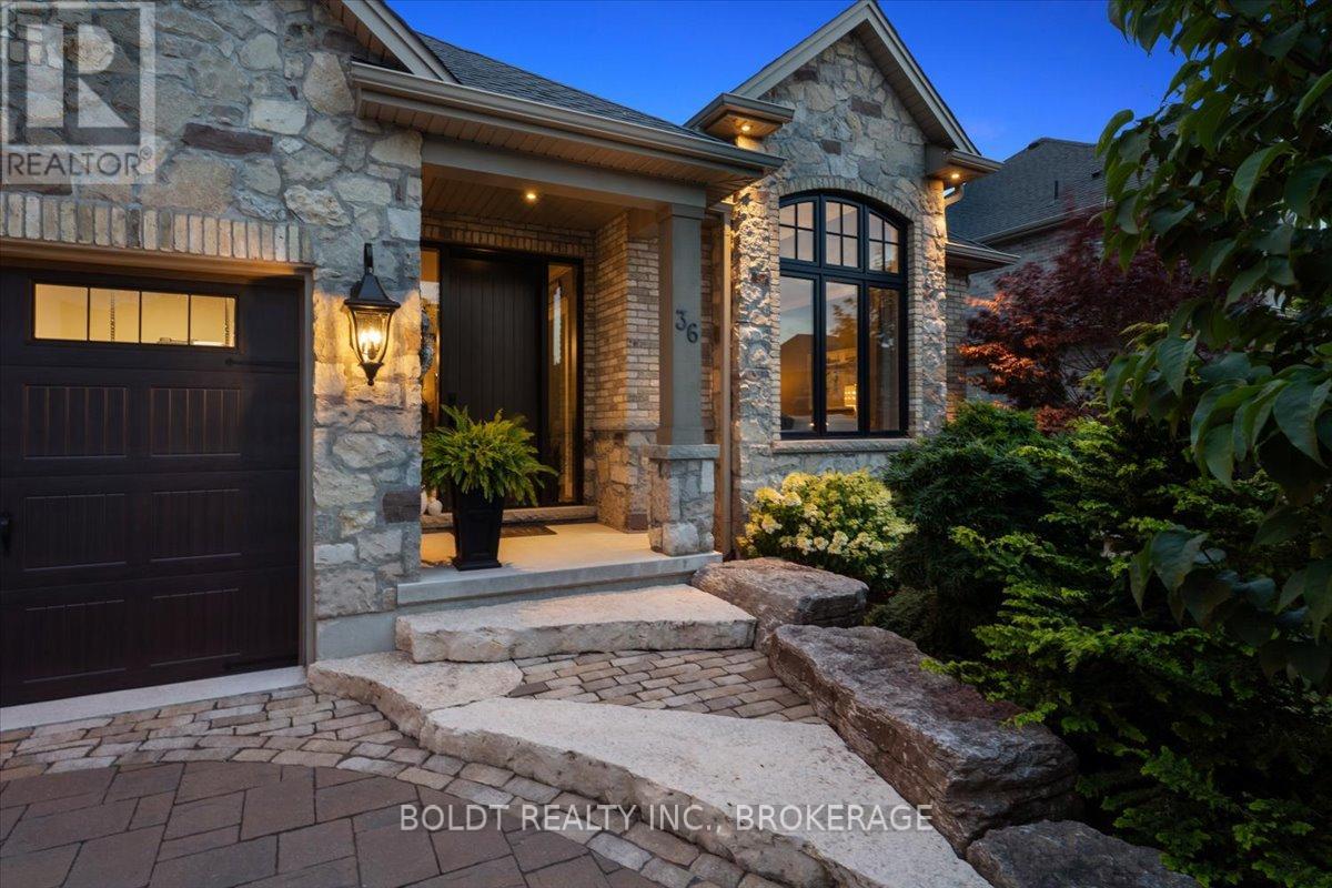 36 Philmori Boulevard, Pelham, Ontario  L0S 1E5 - Photo 2 - X13575634