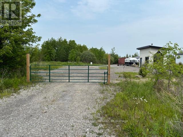 655 Pleasant Beach Road, Port Colborne, Ontario  L0S 1R0 - Photo 2 - X13575736
