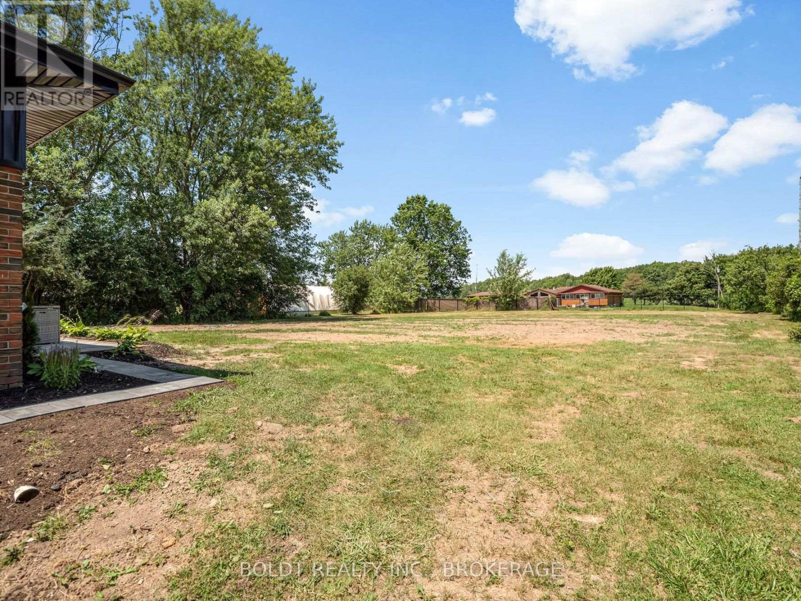 6221 Lyons Creek Road, Niagara Falls, Ontario  L2G 0L9 - Photo 27 - X13576016