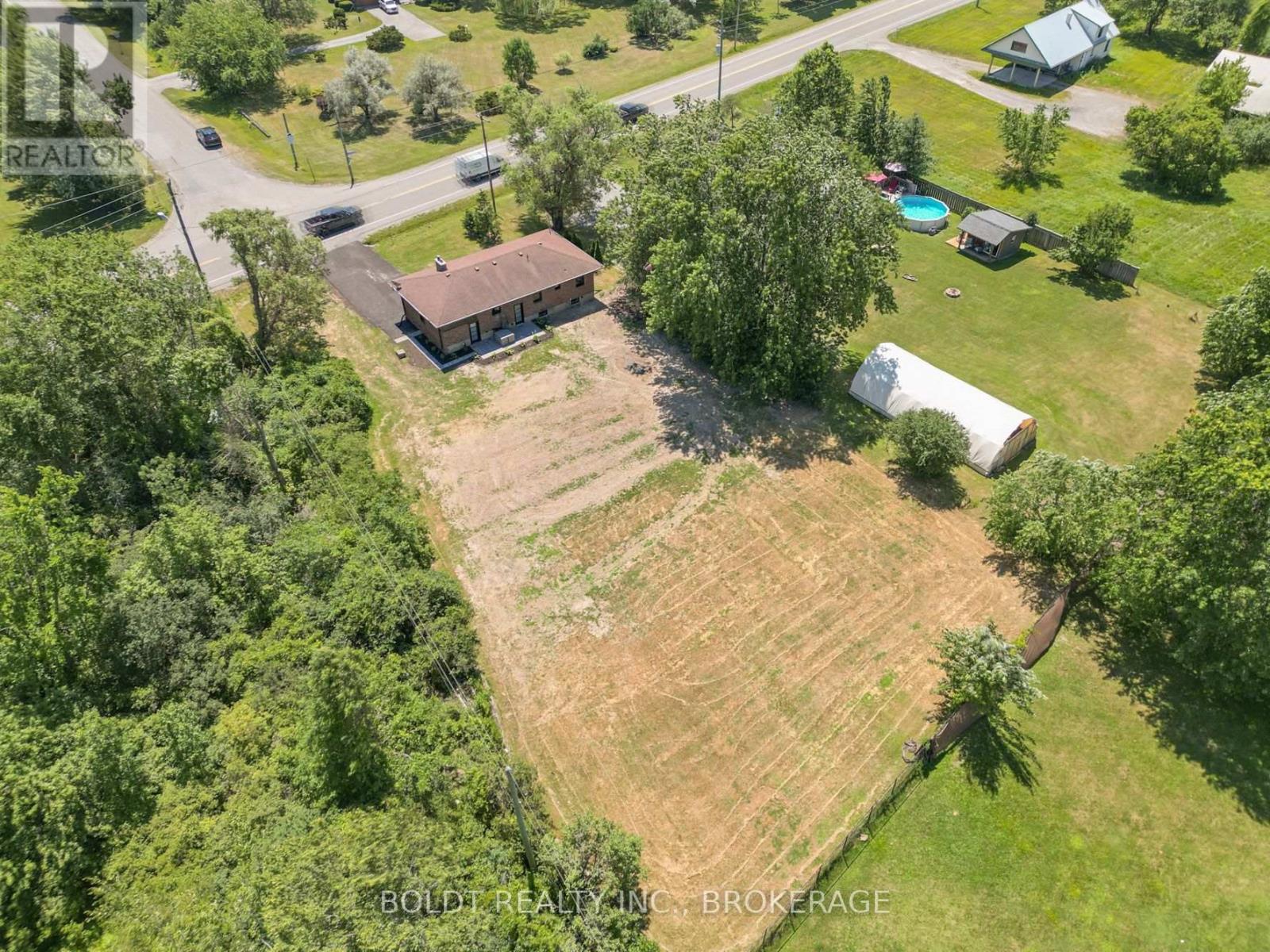6221 Lyons Creek Road, Niagara Falls, Ontario  L2G 0L9 - Photo 28 - X13576016