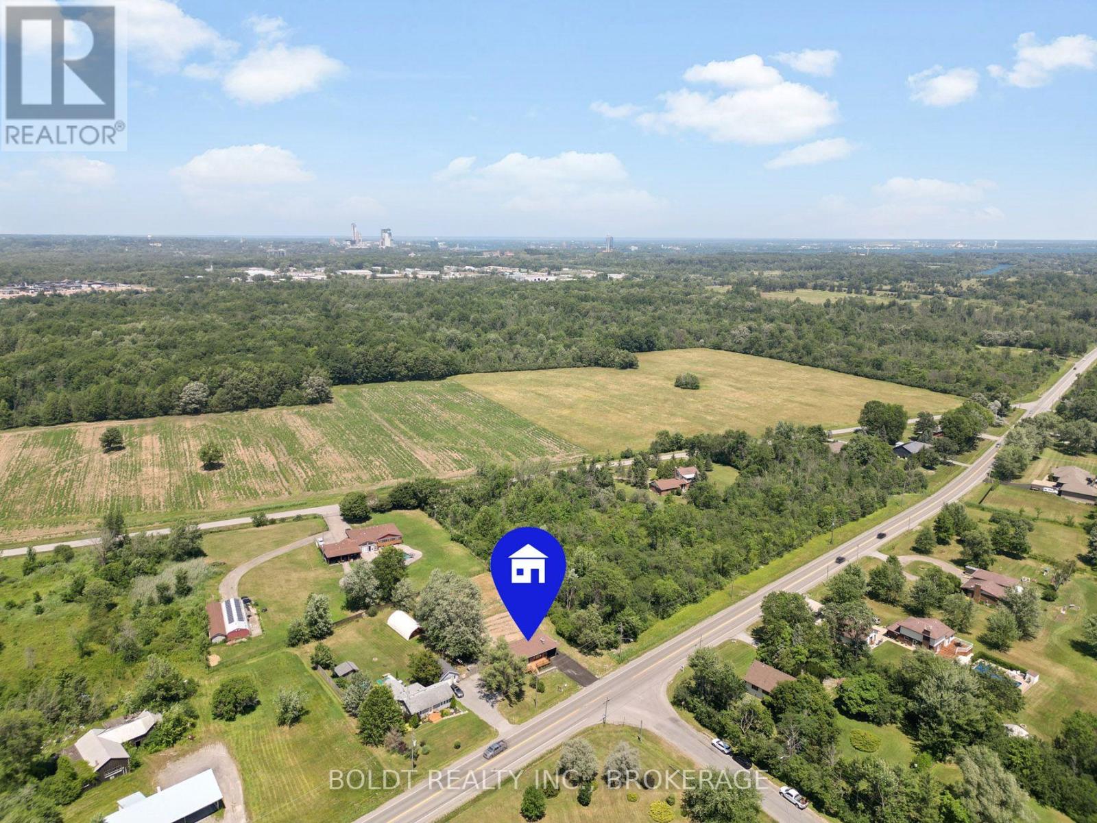 6221 Lyons Creek Road, Niagara Falls, Ontario  L2G 0L9 - Photo 33 - X13576016