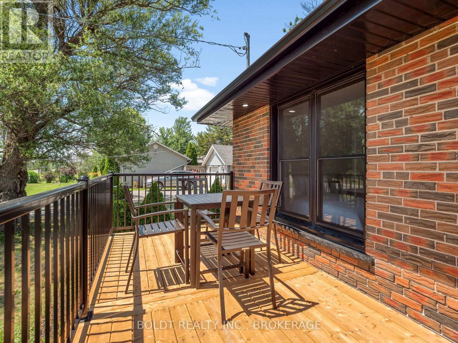 6221 Lyons Creek Road, Niagara Falls, Ontario  L2G 0L9 - Photo 4 - X13576016