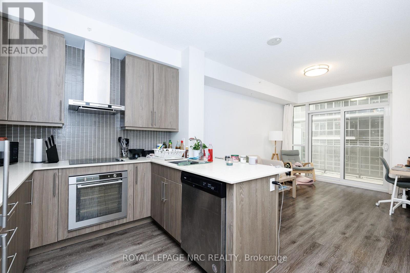 506 - 2093 Fairvew Street, Burlington, Ontario  L7R 0E6 - Photo 4 - W13576332