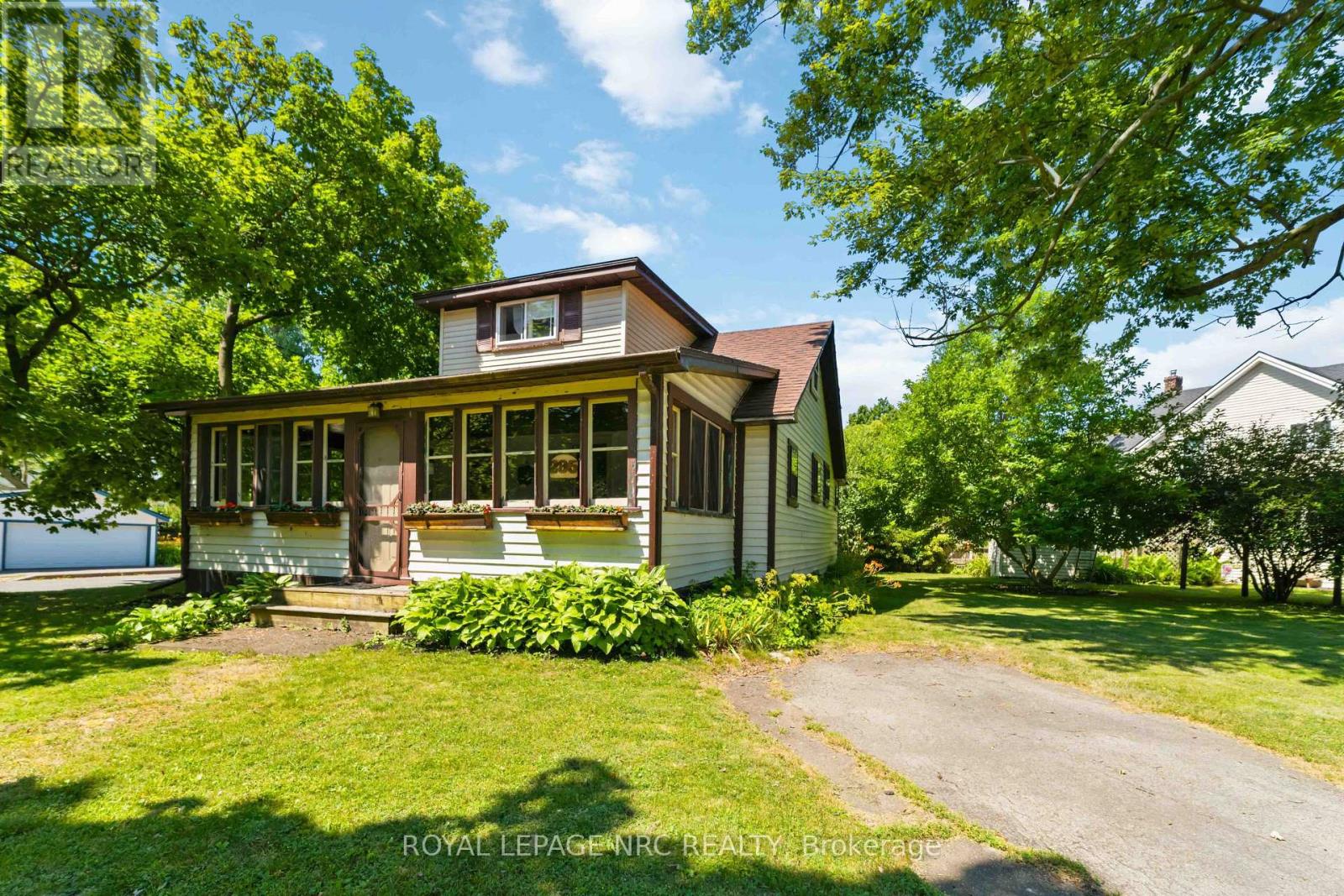 295 Leask Avenue, Fort Erie, Ontario  L2A 4L3 - Photo 3 - X13576674