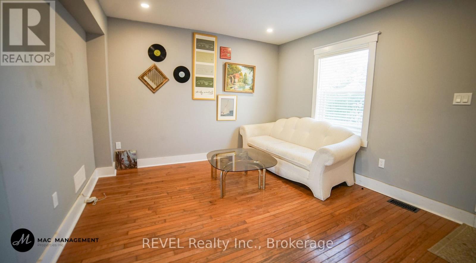 32 Edmund Street, St. Catharines, Ontario  L2R 2G2 - Photo 12 - X13578574