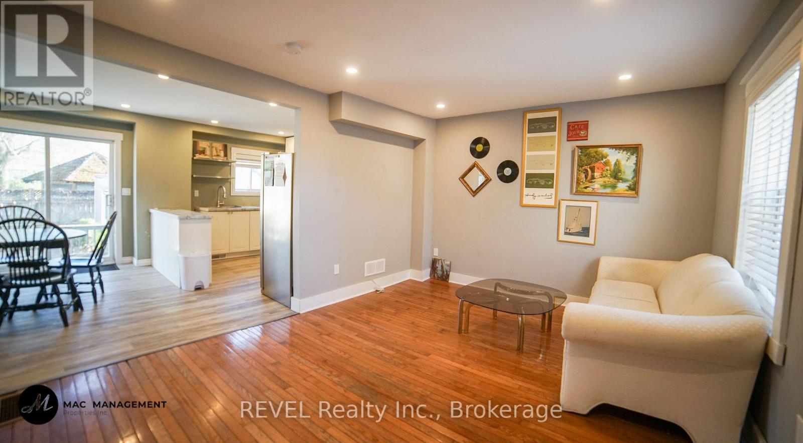 32 Edmund Street, St. Catharines, Ontario  L2R 2G2 - Photo 13 - X13578574