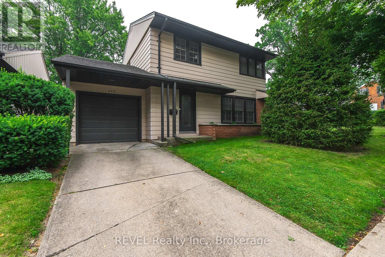 113 ST. PAUL CRESCENT, St. Catharines, Ontario