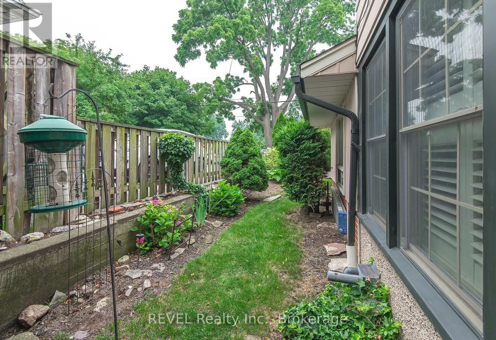113 St. Paul Crescent, St. Catharines, Ontario  L2S 1M7 - Photo 37 - X13578824