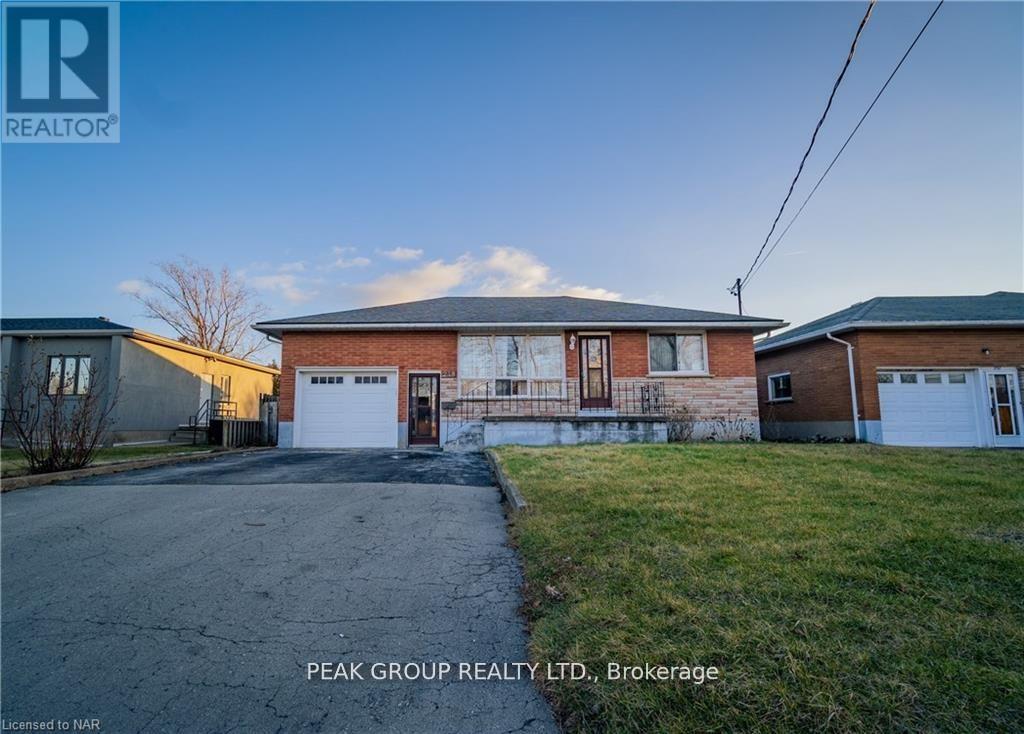 LOWER - 248 BERTIE STREET, Fort Erie, Ontario