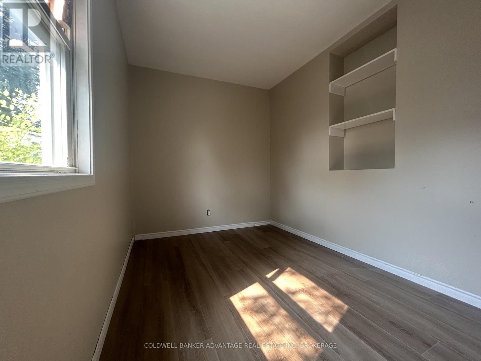 36 Sanford Street, Barrie, Ontario  L4N 3C2 - Photo 16 - S13579022