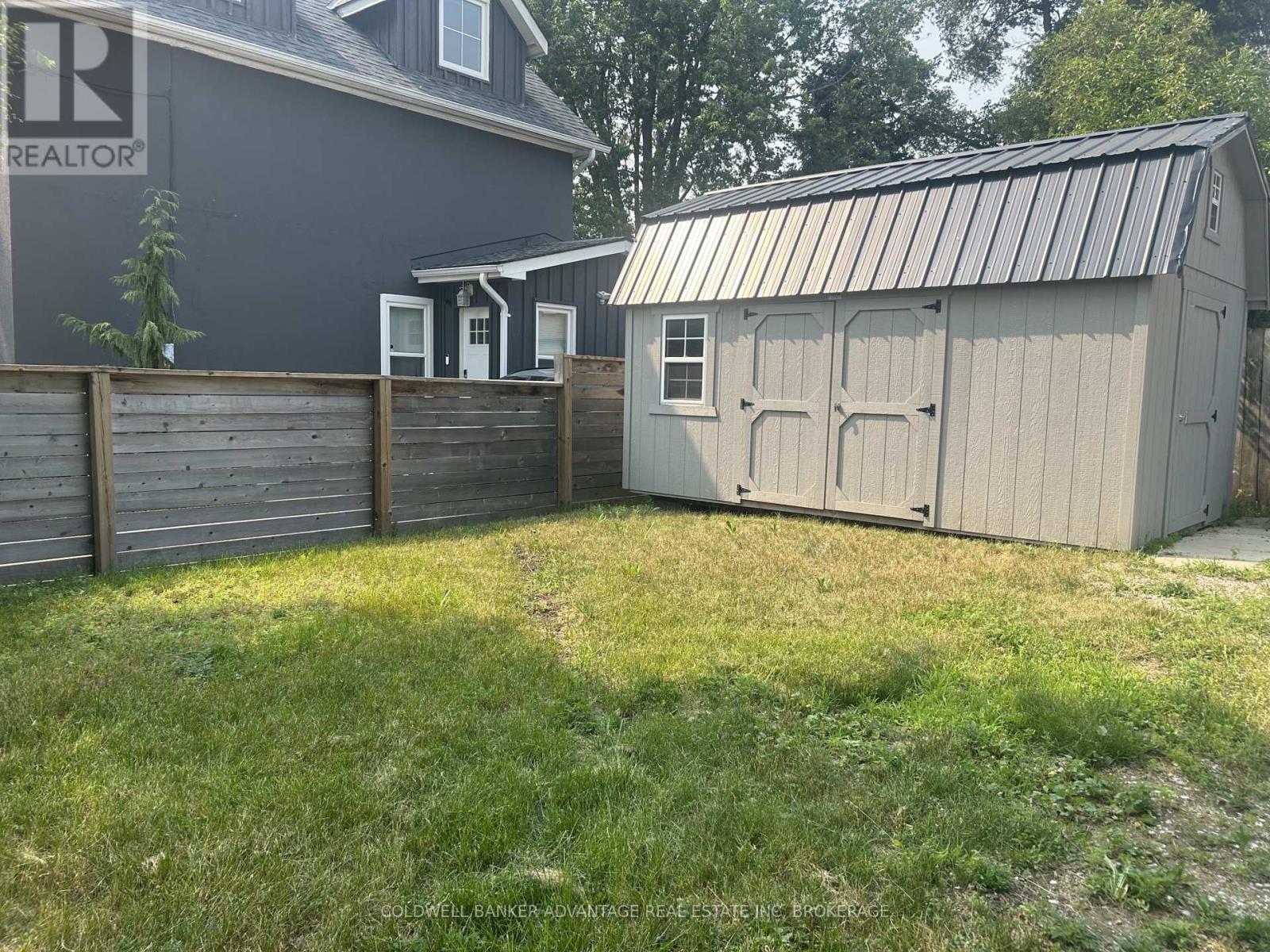 36 Sanford Street, Barrie, Ontario  L4N 3C2 - Photo 6 - S13579022