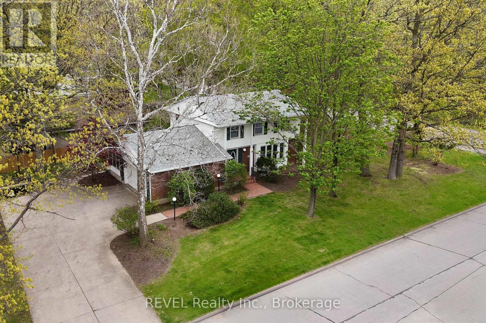 19 Woodington Crescent, St. Catharines, Ontario  L2T 3T8 - Photo 40 - X13579446