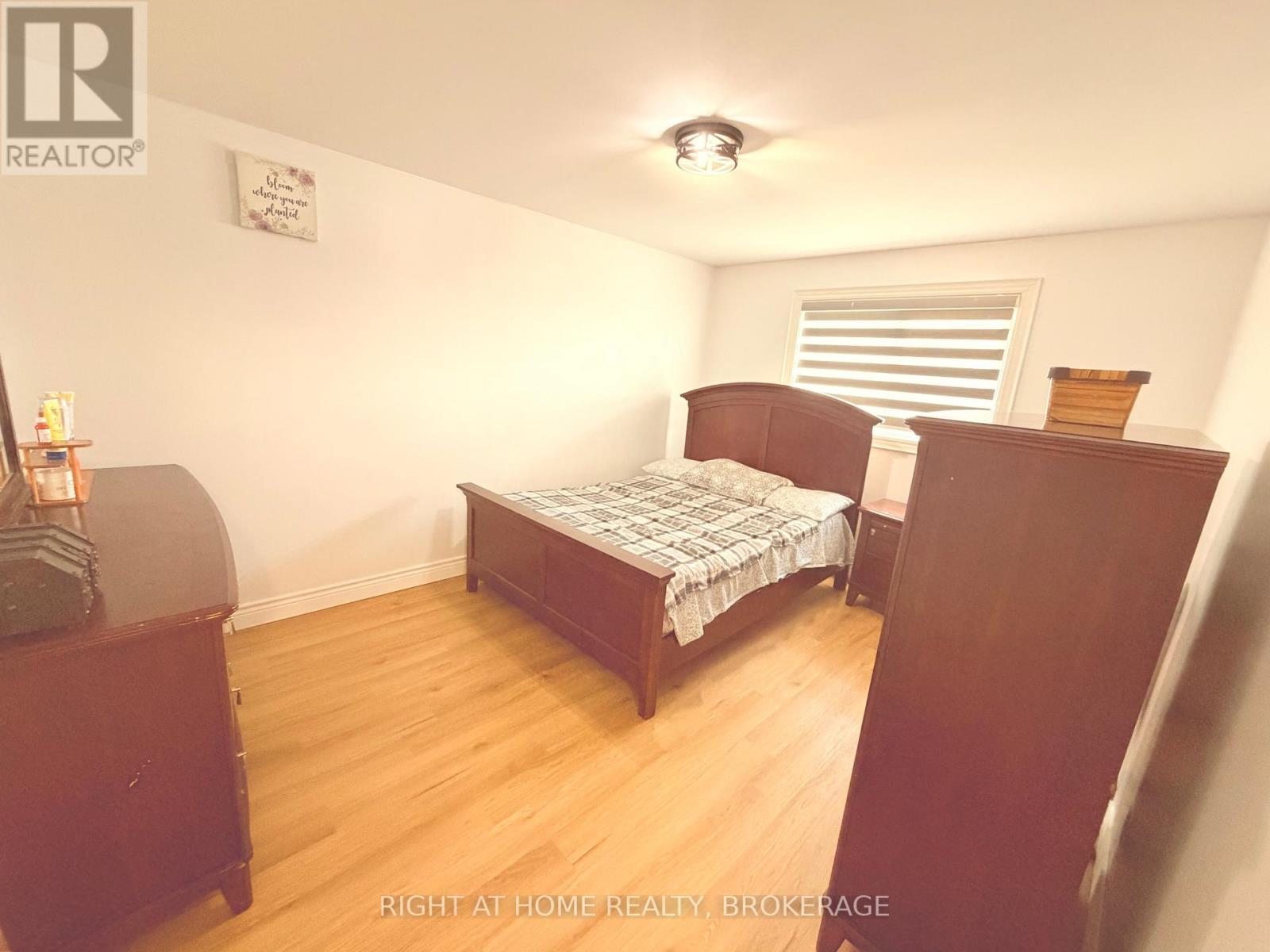 7698 Mulhern Street, Niagara Falls, Ontario  L2H 1B5 - Photo 10 - X13579690