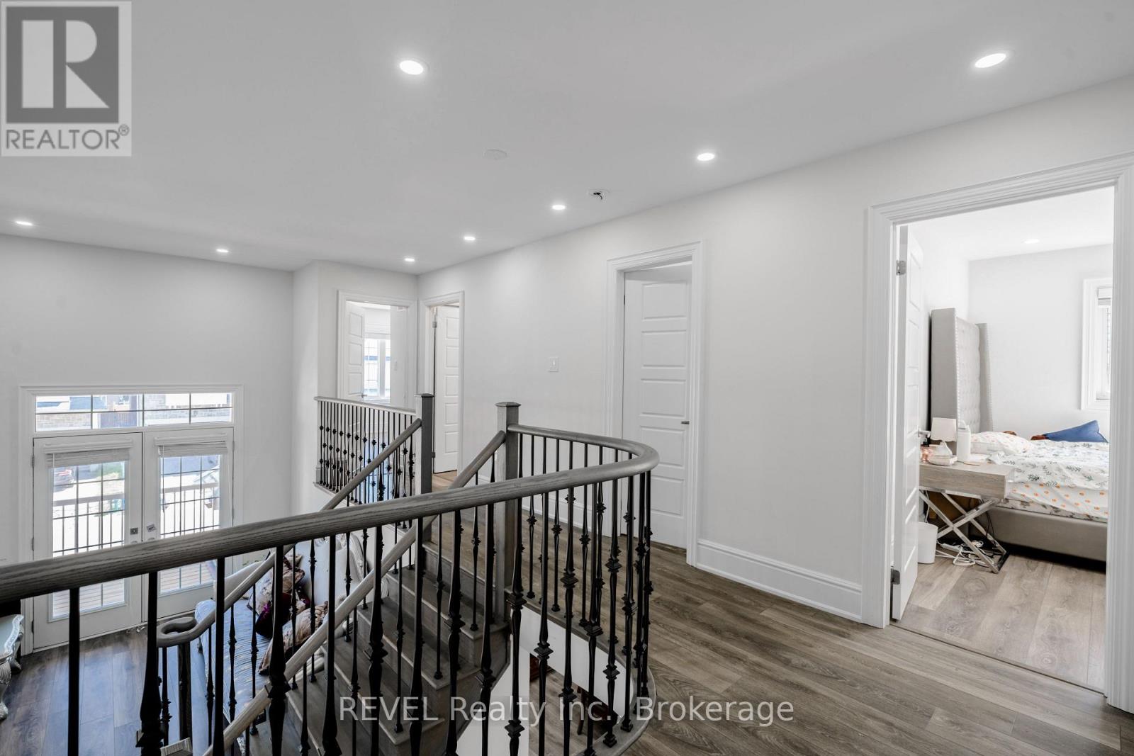 8619 Chickory Trail, Niagara Falls, Ontario  L2H 3S5 - Photo 14 - X13579814