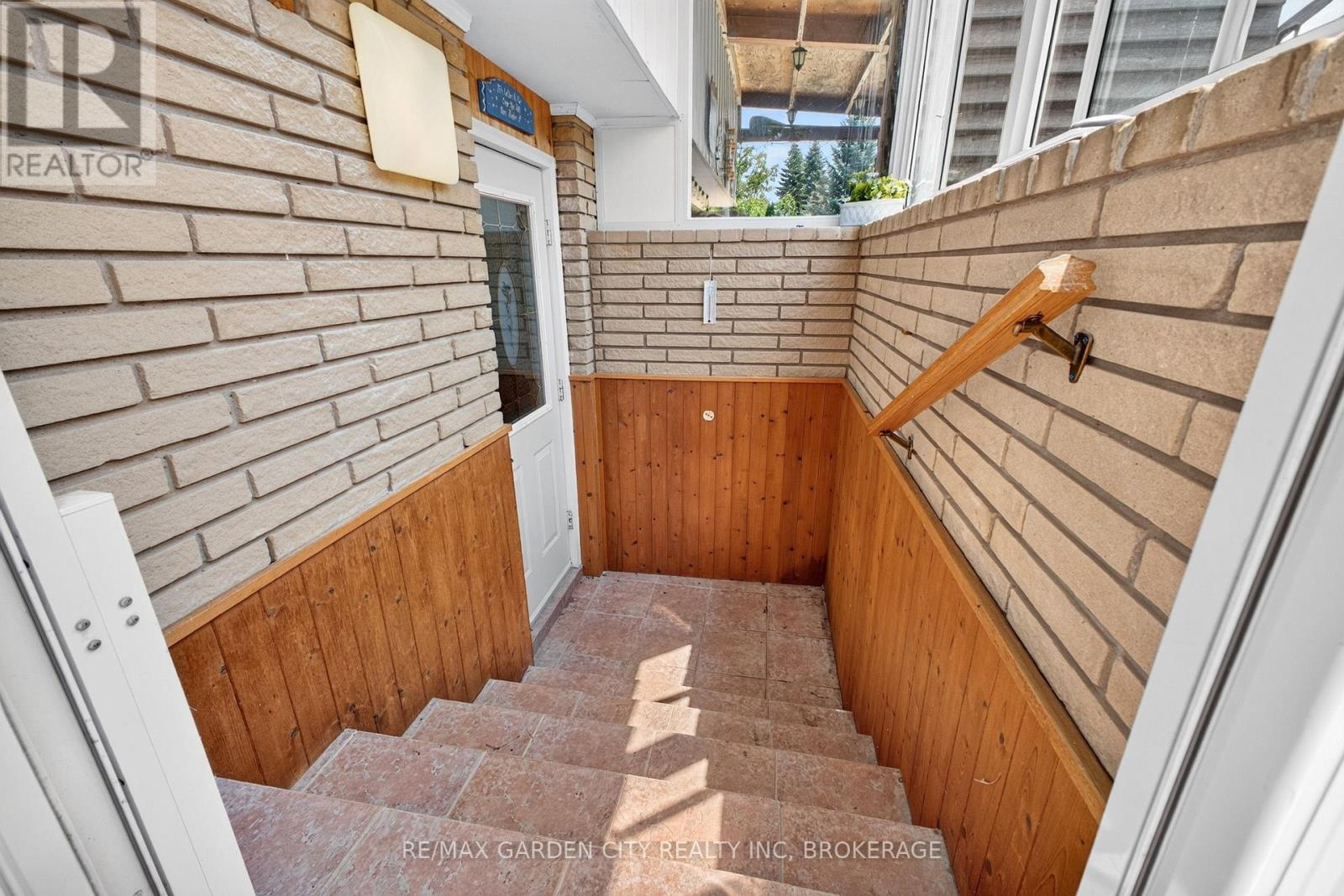 Lower - 38 Cypress Street, St. Catharines, Ontario  L2N 4L9 - Photo 2 - X13579850