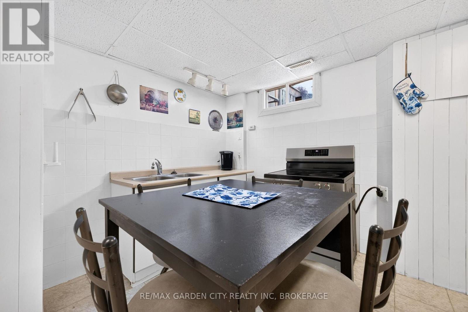 Lower - 38 Cypress Street, St. Catharines, Ontario  L2N 4L9 - Photo 22 - X13579850