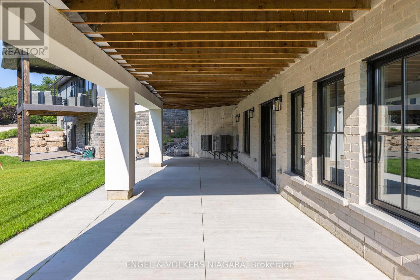 6 Fedorkow Lane, Niagara-On-The-Lake, Ontario  L0S 1J1 - Photo 32 - X13580062