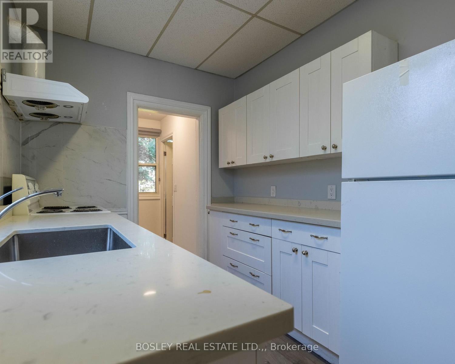 4466 Fourth Avenue, Niagara Falls, Ontario  L2E 4N3 - Photo 13 - X13580072