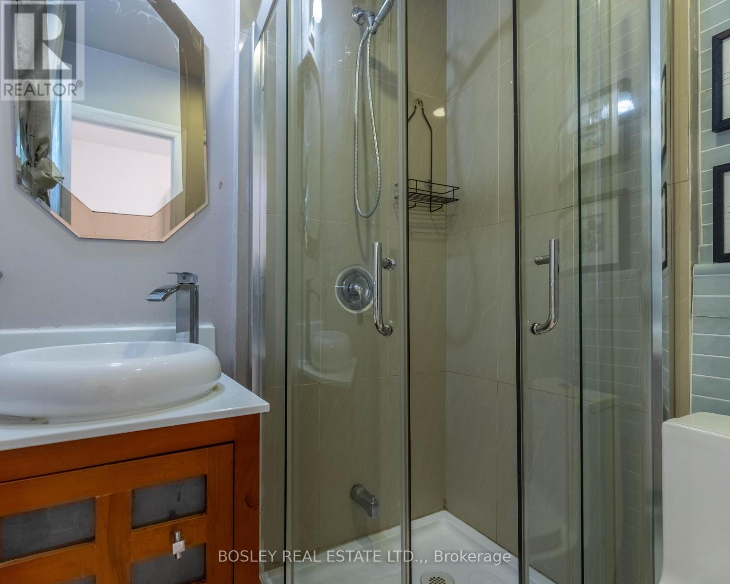 4466 Fourth Avenue, Niagara Falls, Ontario  L2E 4N3 - Photo 15 - X13580072