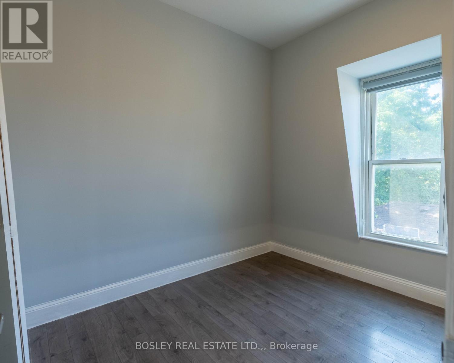 4466 Fourth Avenue, Niagara Falls, Ontario  L2E 4N3 - Photo 18 - X13580072