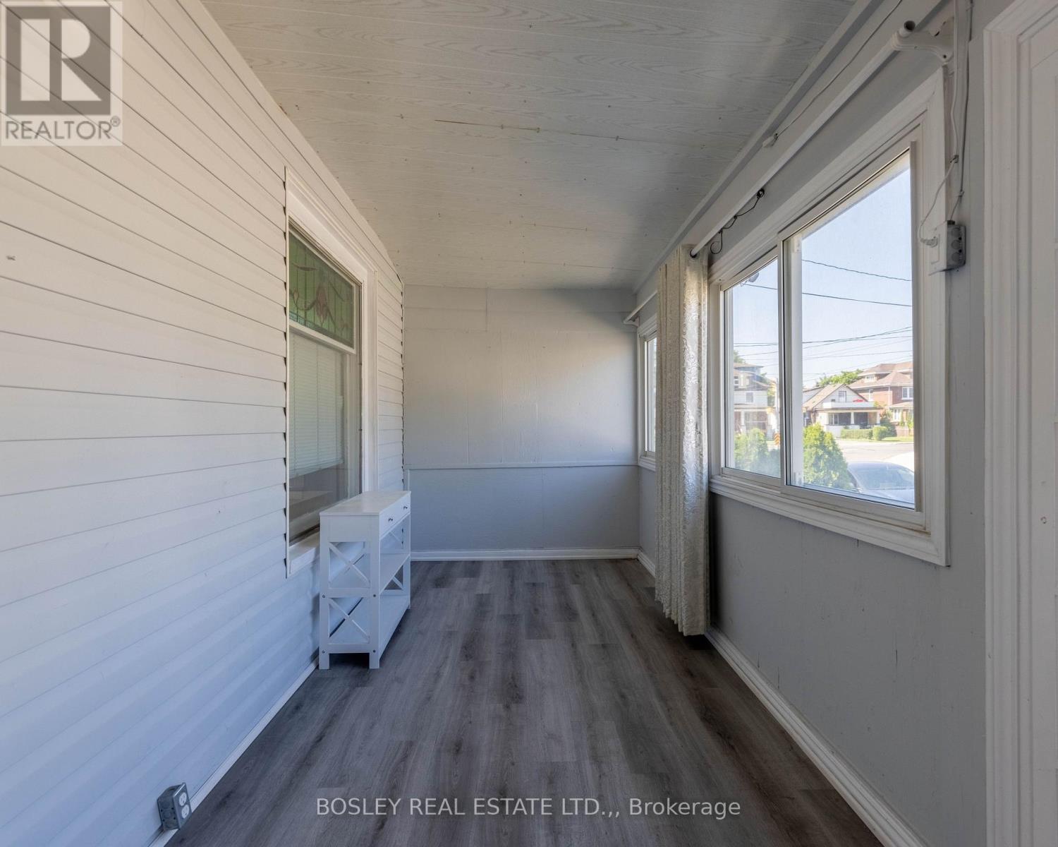4466 Fourth Avenue, Niagara Falls, Ontario  L2E 4N3 - Photo 6 - X13580072