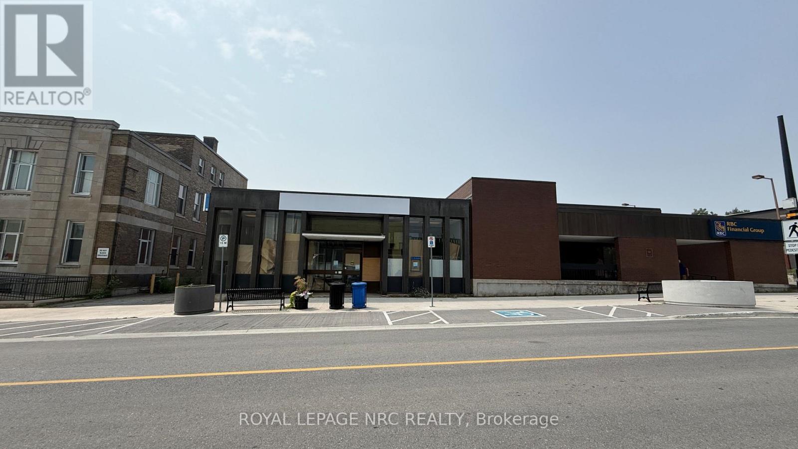 61 Jarvis Street, Fort Erie, Ontario  L2A 2S3 - Photo 5 - X13580848