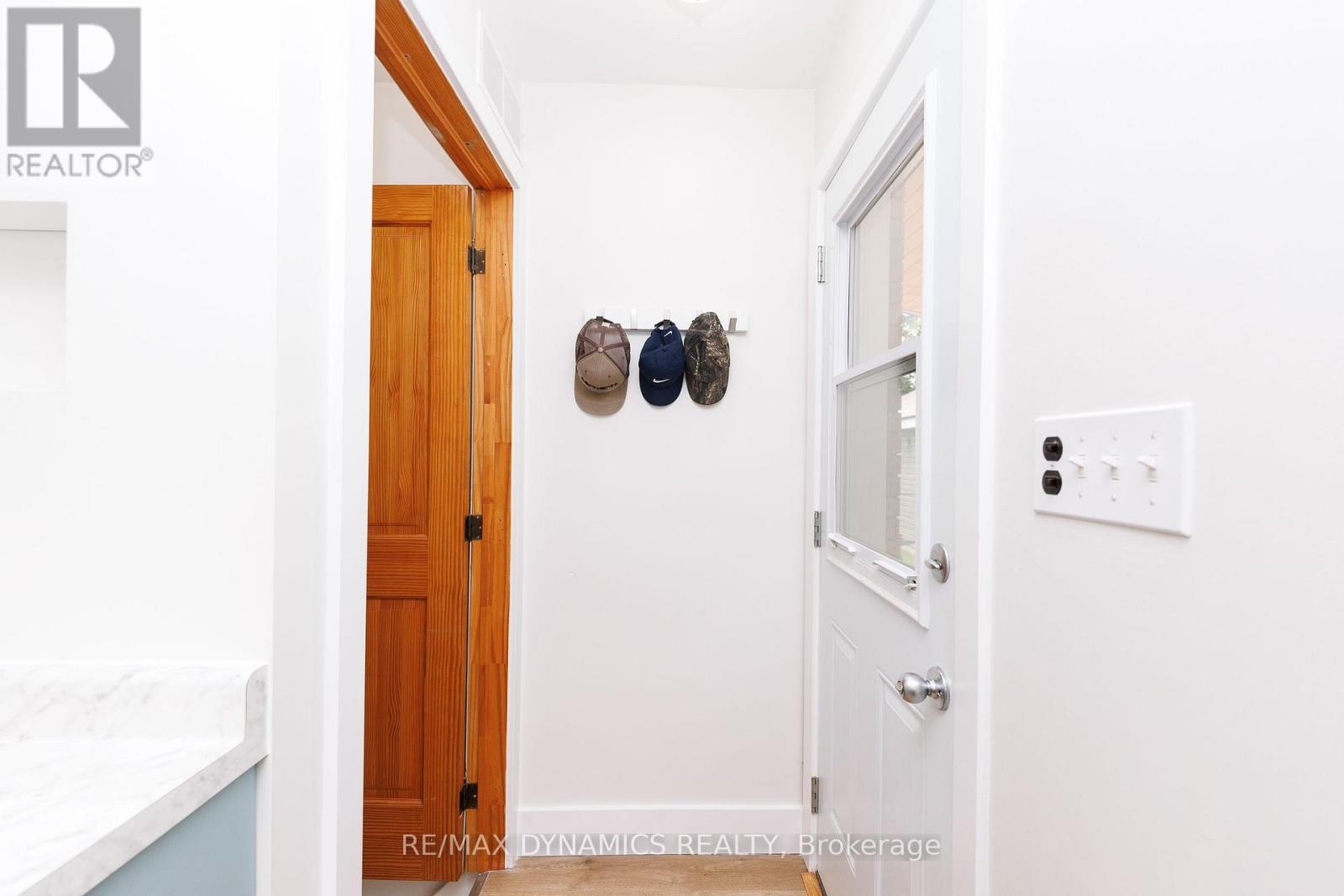 586 Lakeside Road, Fort Erie, Ontario  L2A 4Y2 - Photo 17 - X13581006