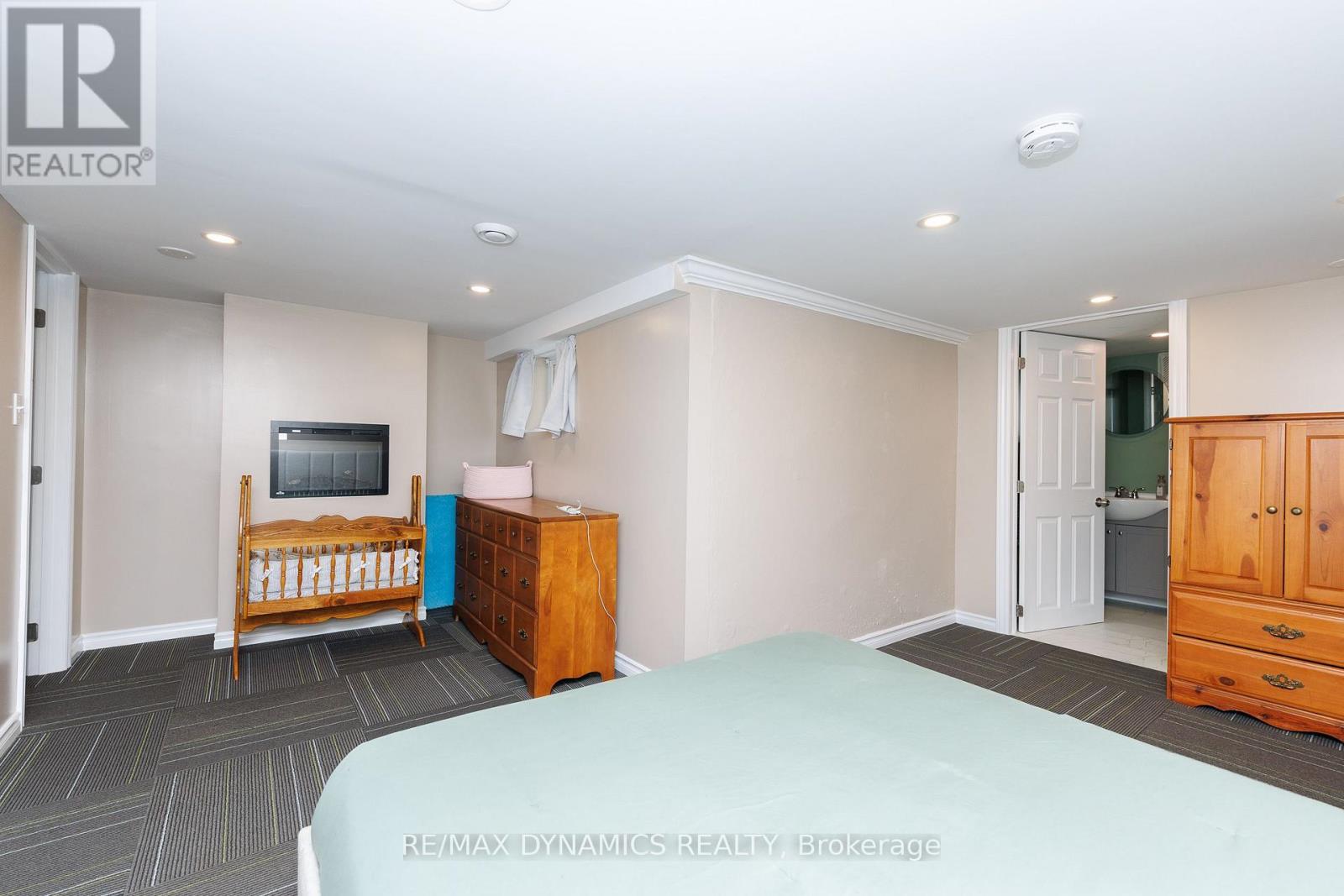 586 Lakeside Road, Fort Erie, Ontario  L2A 4Y2 - Photo 42 - X13581006