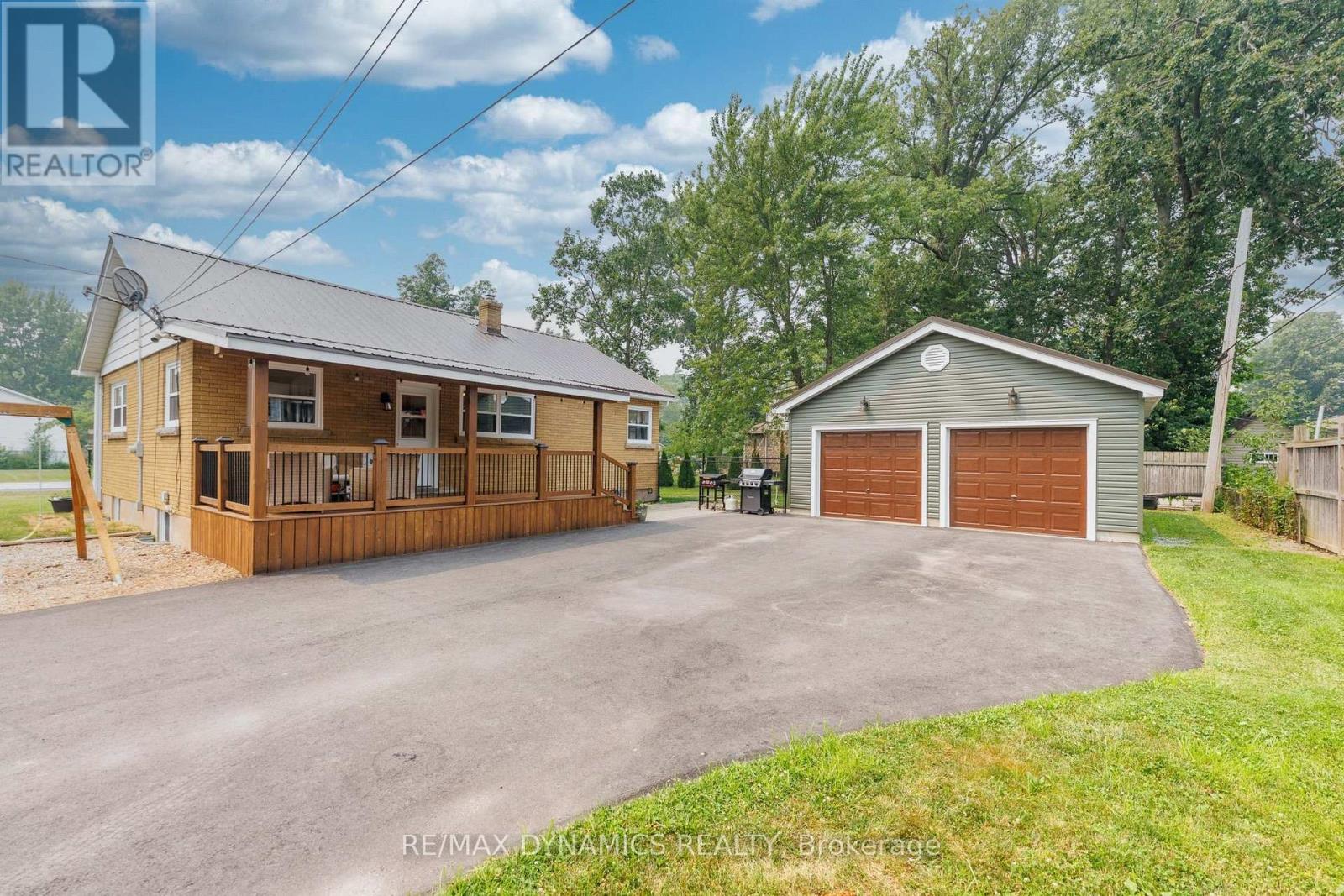 586 Lakeside Road, Fort Erie, Ontario  L2A 4Y2 - Photo 9 - X13581006