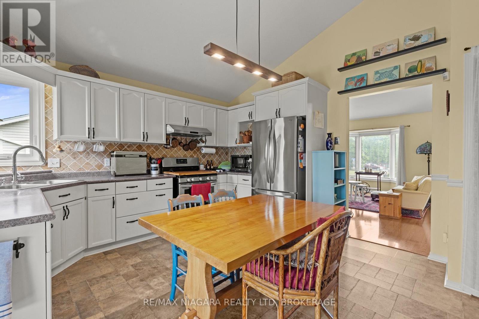 3398 Dominion Road, Fort Erie, Ontario  L0S 1N0 - Photo 11 - X13581312