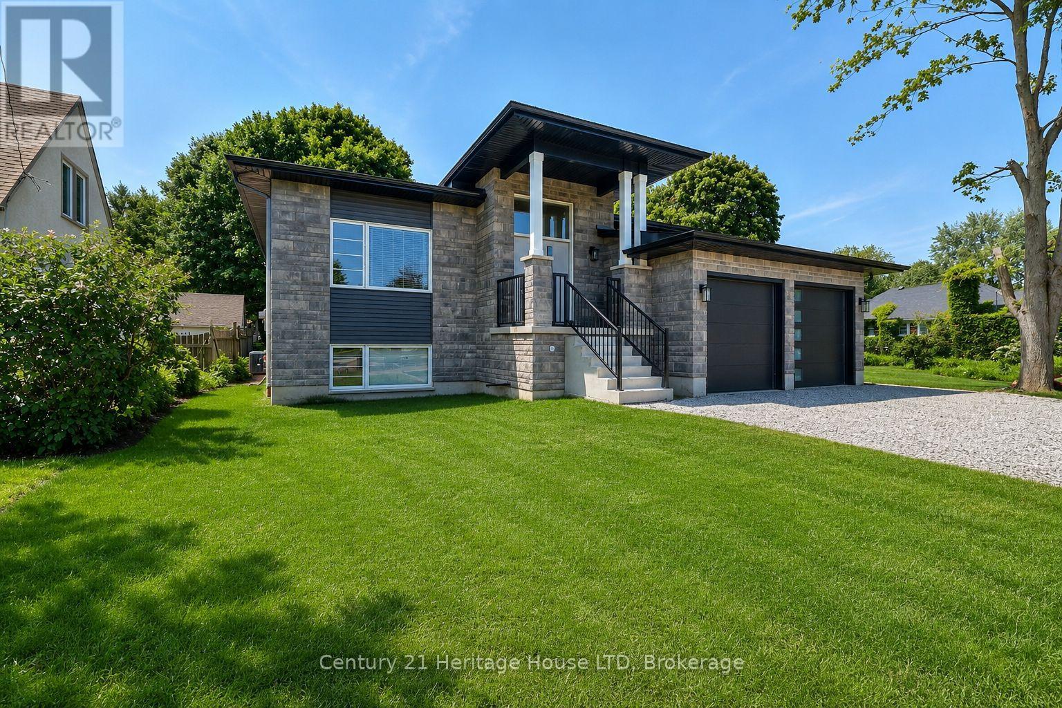 336 SUGARLOAF STREET, Port Colborne, Ontario