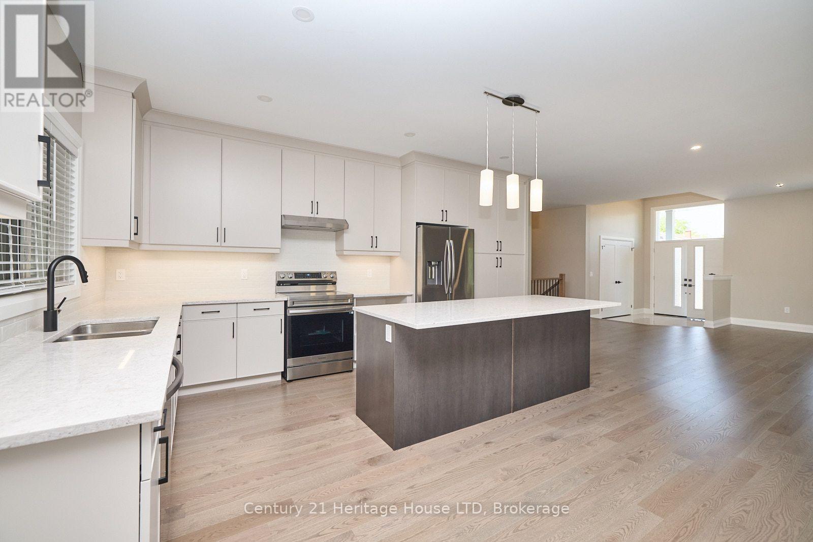 336 Sugarloaf Street, Port Colborne, Ontario  L3K 2P3 - Photo 13 - X13581594