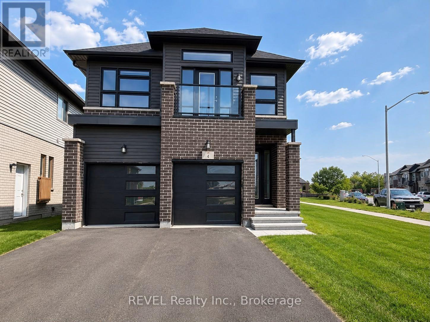 4 MCLAUGHLIN STREET, Welland, Ontario