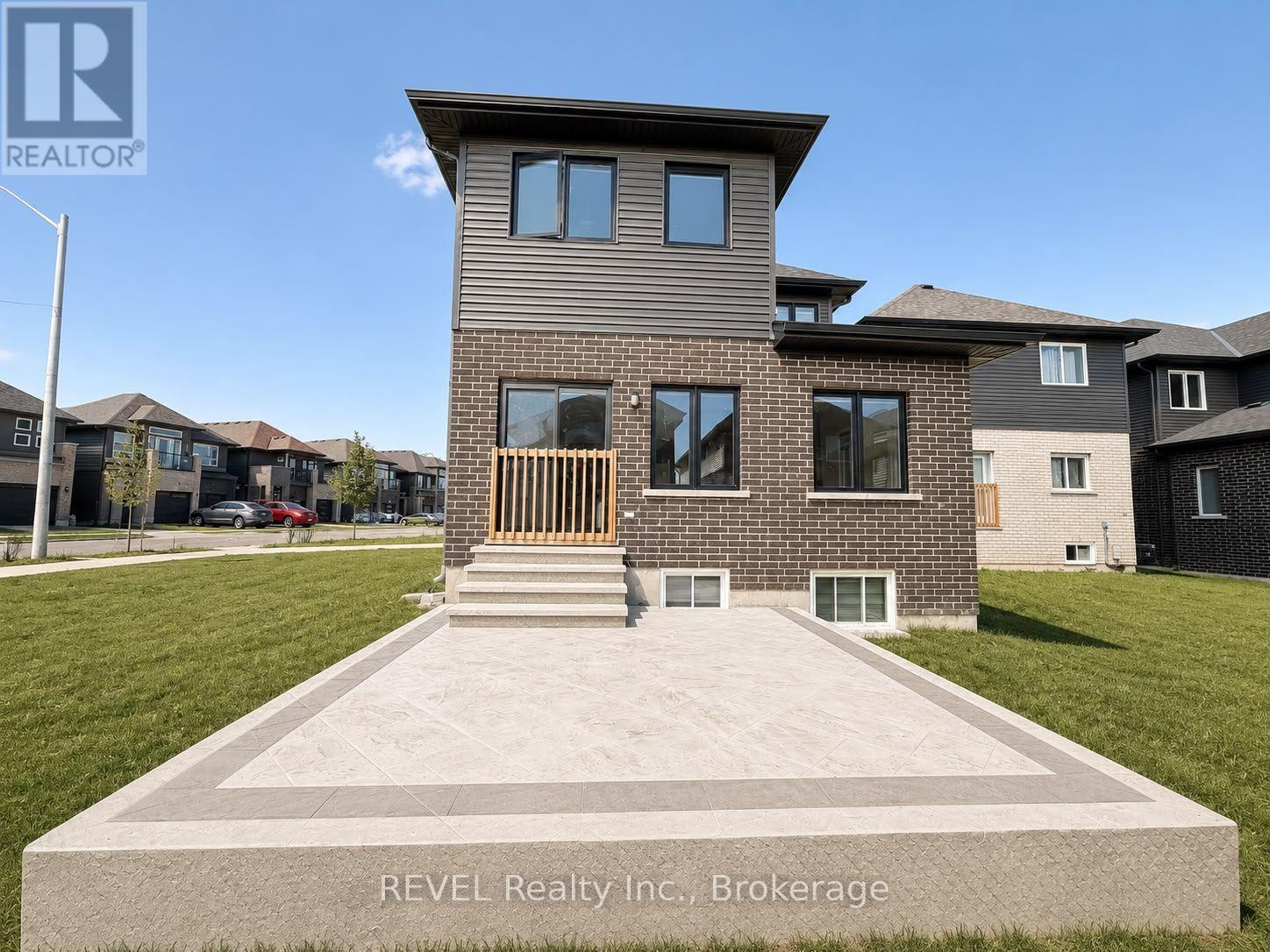 4 Mclaughlin Street, Welland, Ontario  L3B 0J8 - Photo 20 - X13581828