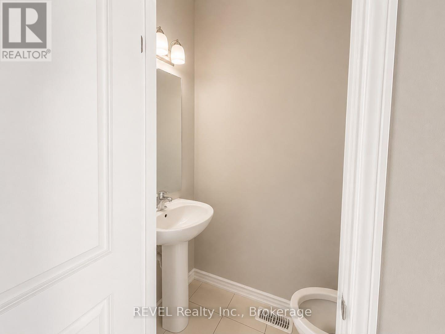 4 Mclaughlin Street, Welland, Ontario  L3B 0J8 - Photo 9 - X13581828