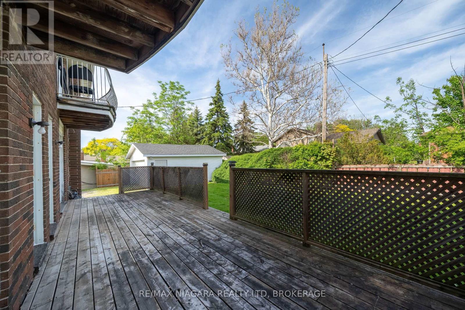 293-295 Glenridge Avenue, St. Catharines, Ontario  L2T 3K5 - Photo 14 - X13581852