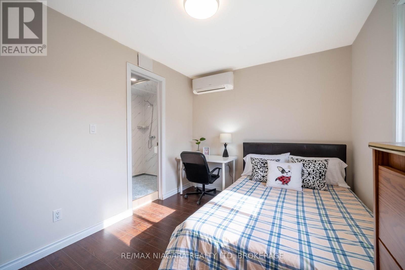 293-295 Glenridge Avenue, St. Catharines, Ontario  L2T 3K5 - Photo 18 - X13581852