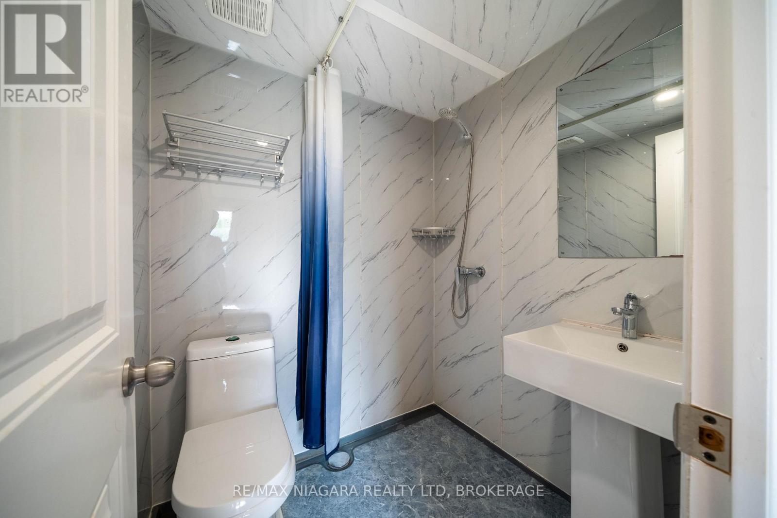 293-295 Glenridge Avenue, St. Catharines, Ontario  L2T 3K5 - Photo 20 - X13581852