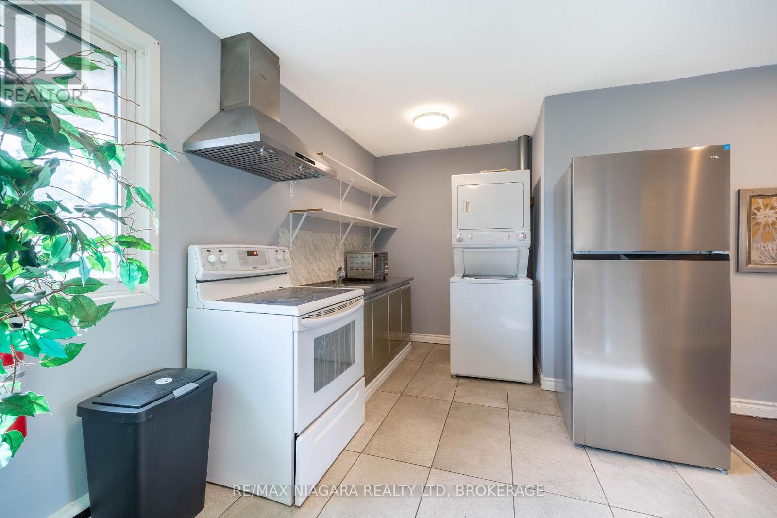 293-295 Glenridge Avenue, St. Catharines, Ontario  L2T 3K5 - Photo 21 - X13581852