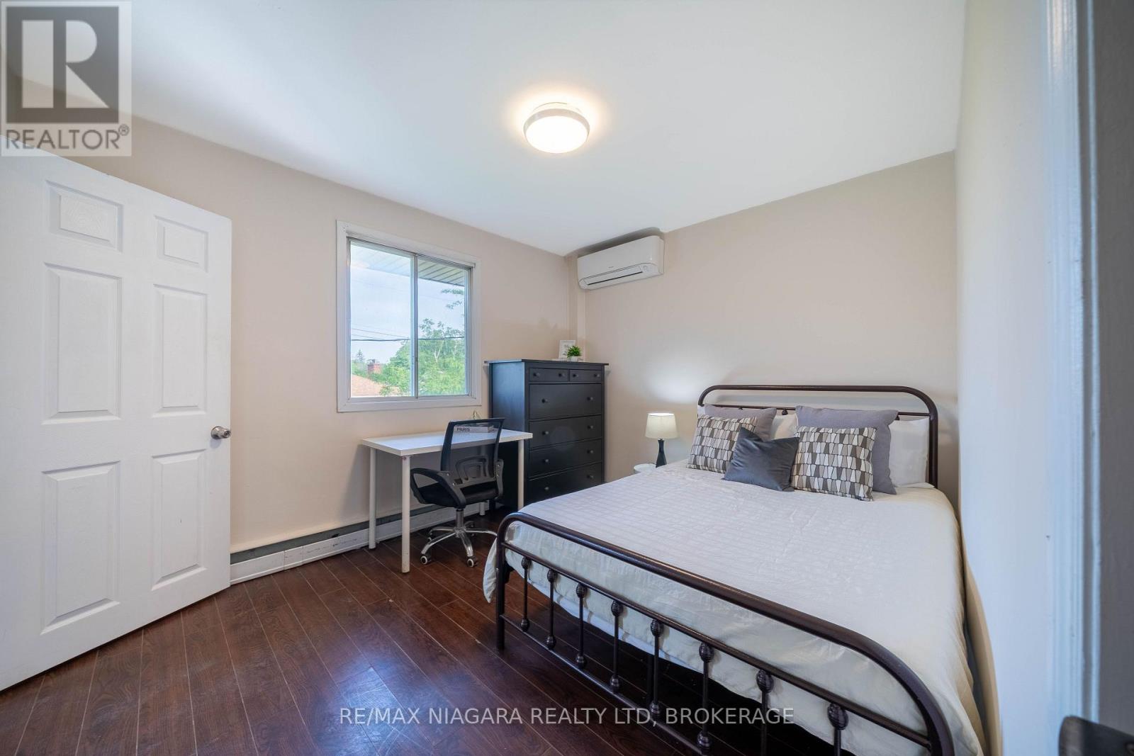 293-295 Glenridge Avenue, St. Catharines, Ontario  L2T 3K5 - Photo 25 - X13581852