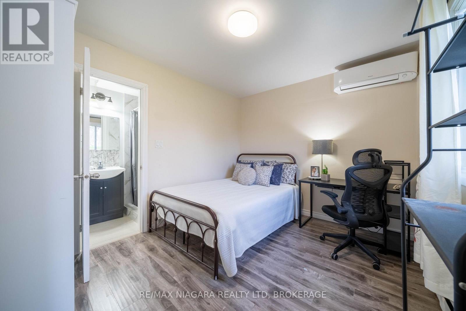 293-295 Glenridge Avenue, St. Catharines, Ontario  L2T 3K5 - Photo 31 - X13581852