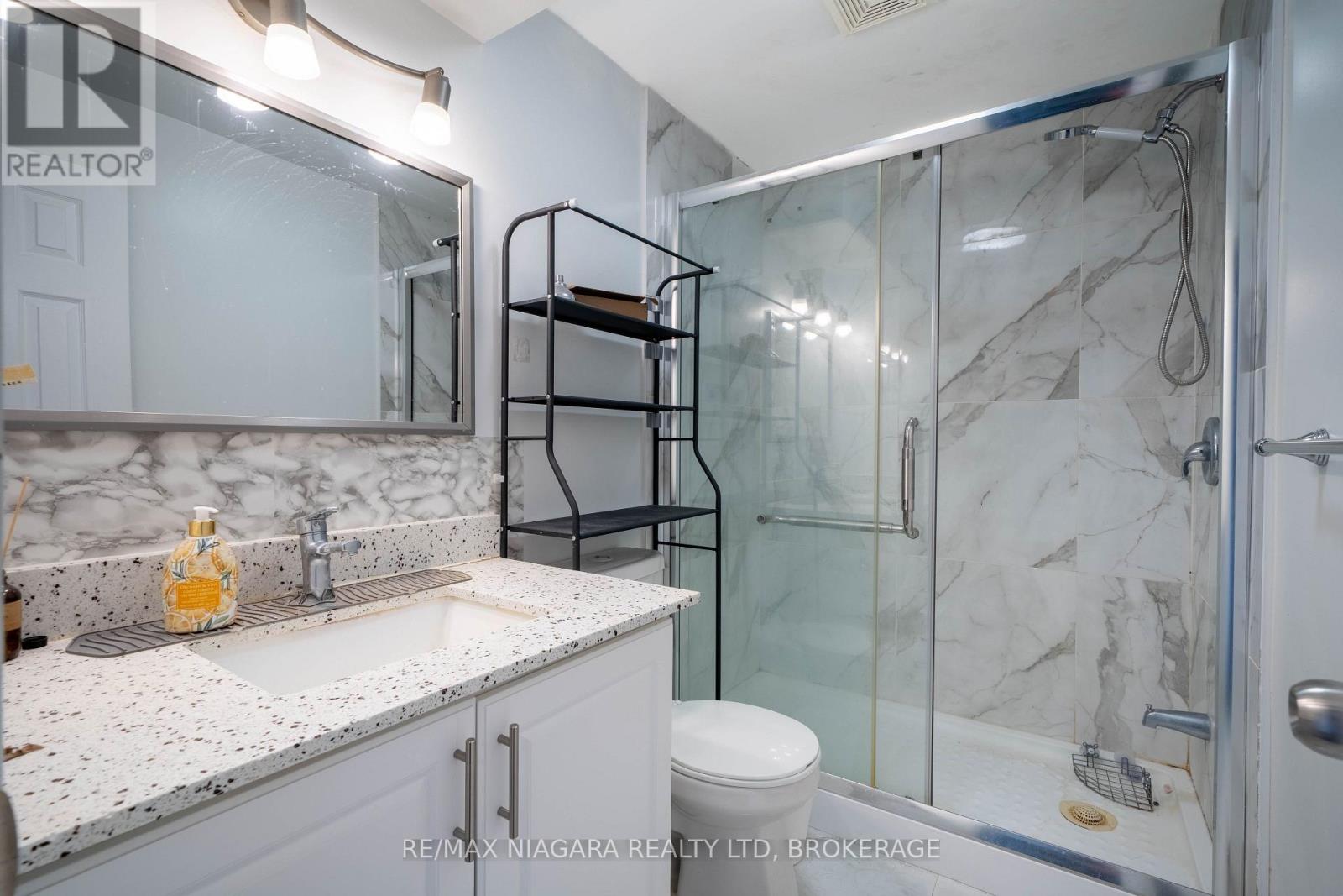 293-295 Glenridge Avenue, St. Catharines, Ontario  L2T 3K5 - Photo 35 - X13581852