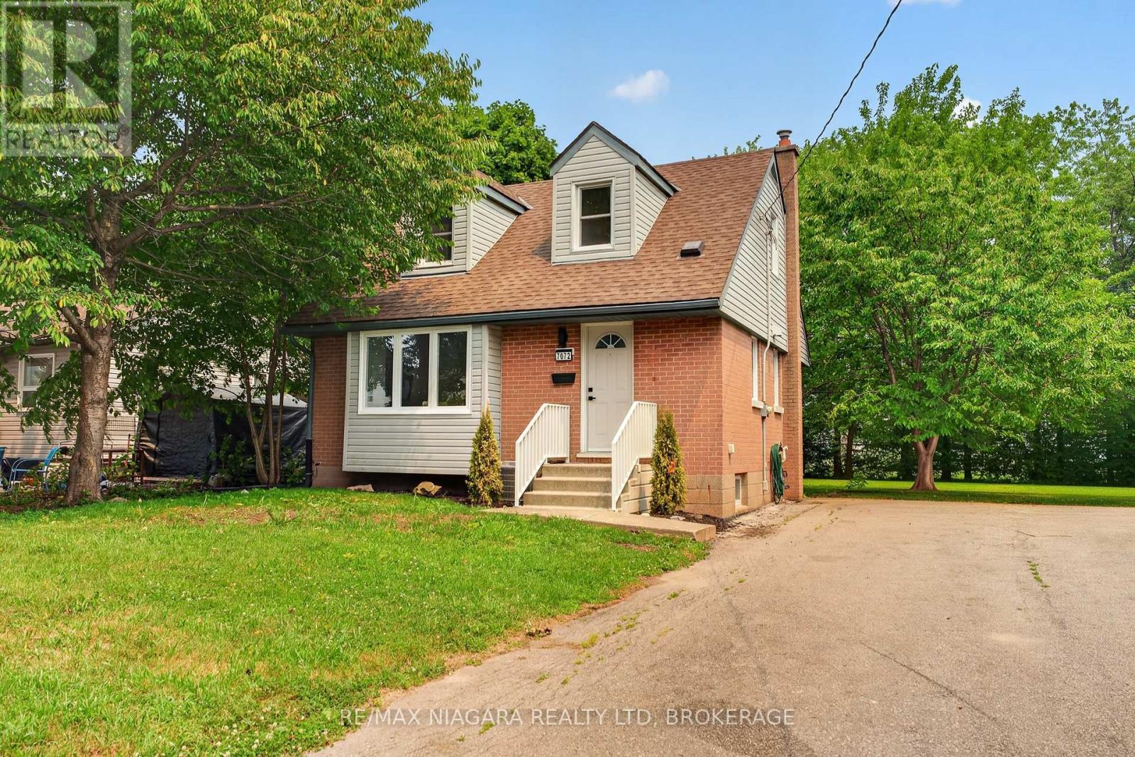 7072 DELL AVENUE, Niagara Falls, Ontario