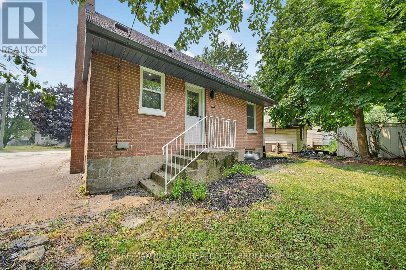 7072 Dell Avenue, Niagara Falls, Ontario  L2G 4W3 - Photo 32 - X13582046