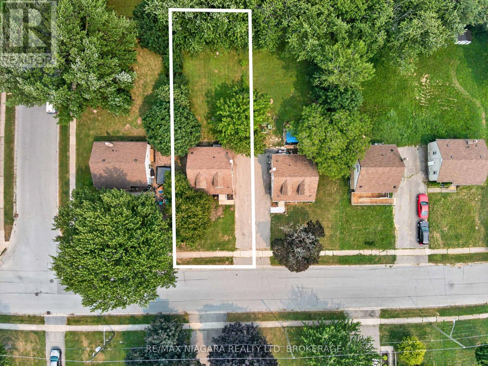 7072 Dell Avenue, Niagara Falls, Ontario  L2G 4W3 - Photo 5 - X13582046
